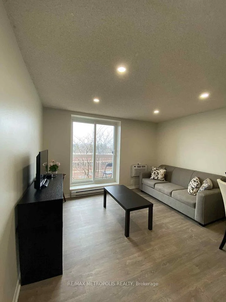 626 First Street 401, London East, ON N5V 2A2