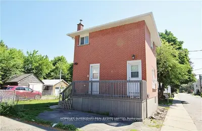 Detached in Kingston