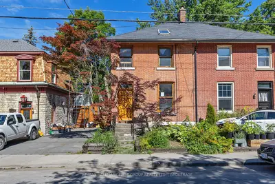 Semi-Detached in Kingston
