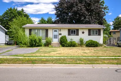 Detached in Quinte West