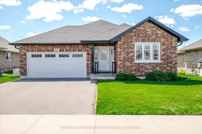 Detached in Asphodel-Norwood