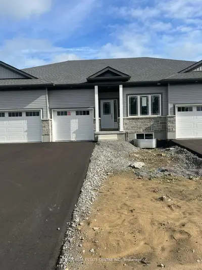 Att/Row/Townhouse in Brockville