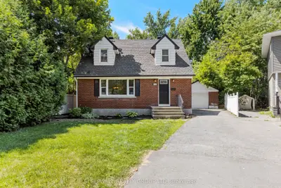 Detached in Belair Park - Copeland Park and Area