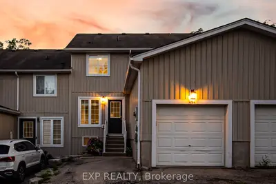 Att/Row/Townhouse in Guelph/Eramosa