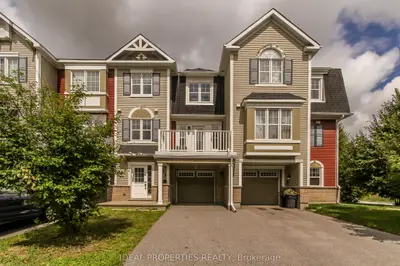 Att/Row/Townhouse in Stittsville - Munster - Richmond