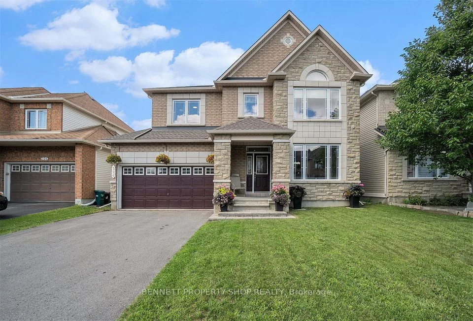 324 Fairlakes Way, Orleans - Cumberland and Area, ON K4A 0K8