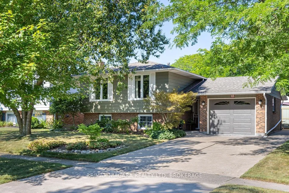 113 Royal Oak Drive, Welland, ON L3C 5W2