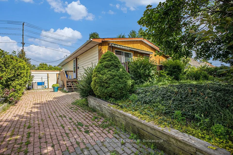 2639 Ayers Avenue, Hunt Club - South Keys and Area, ON K1V 7W7