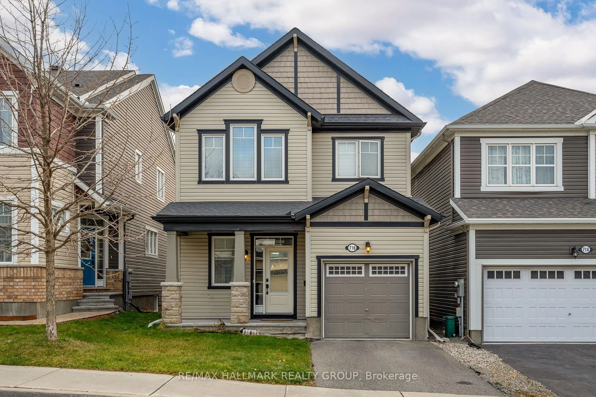 716 Summergaze Street, Kanata, ON K2M 0L4
