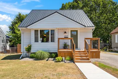 Detached in Greater Napanee