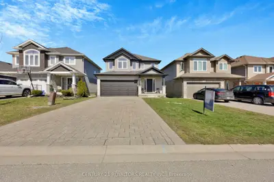 Detached in Ingersoll