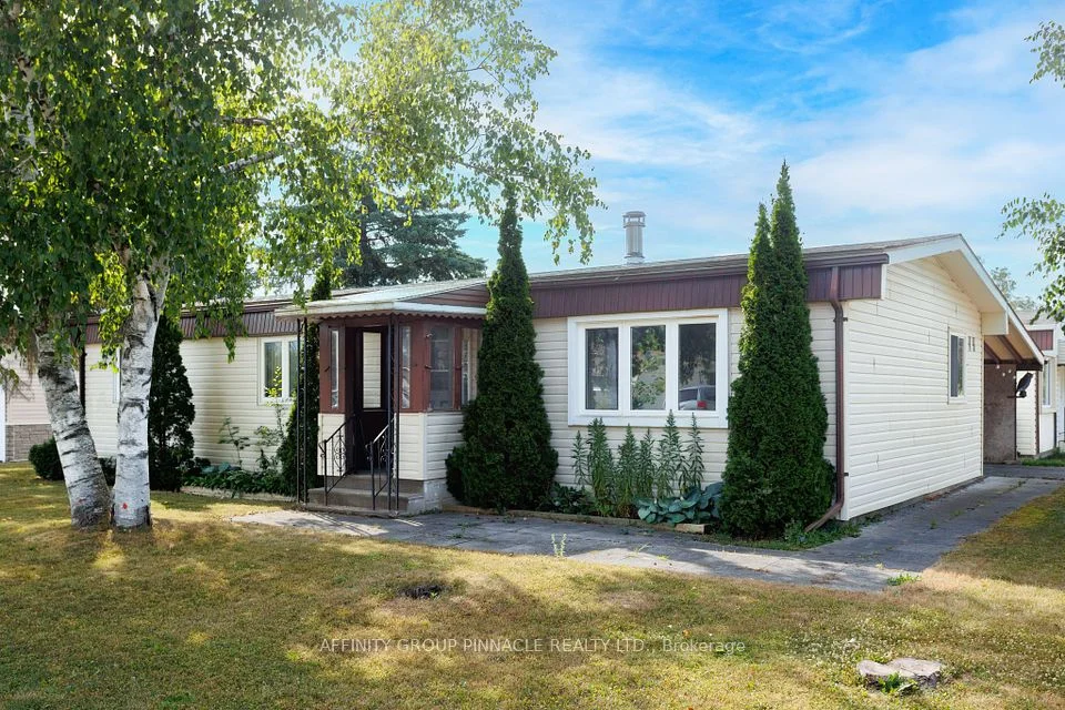 15 Circle Drive, Kawartha Lakes, On K9v 0h7