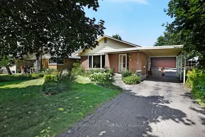 Detached in McKellar Heights - Glabar Park and Area
