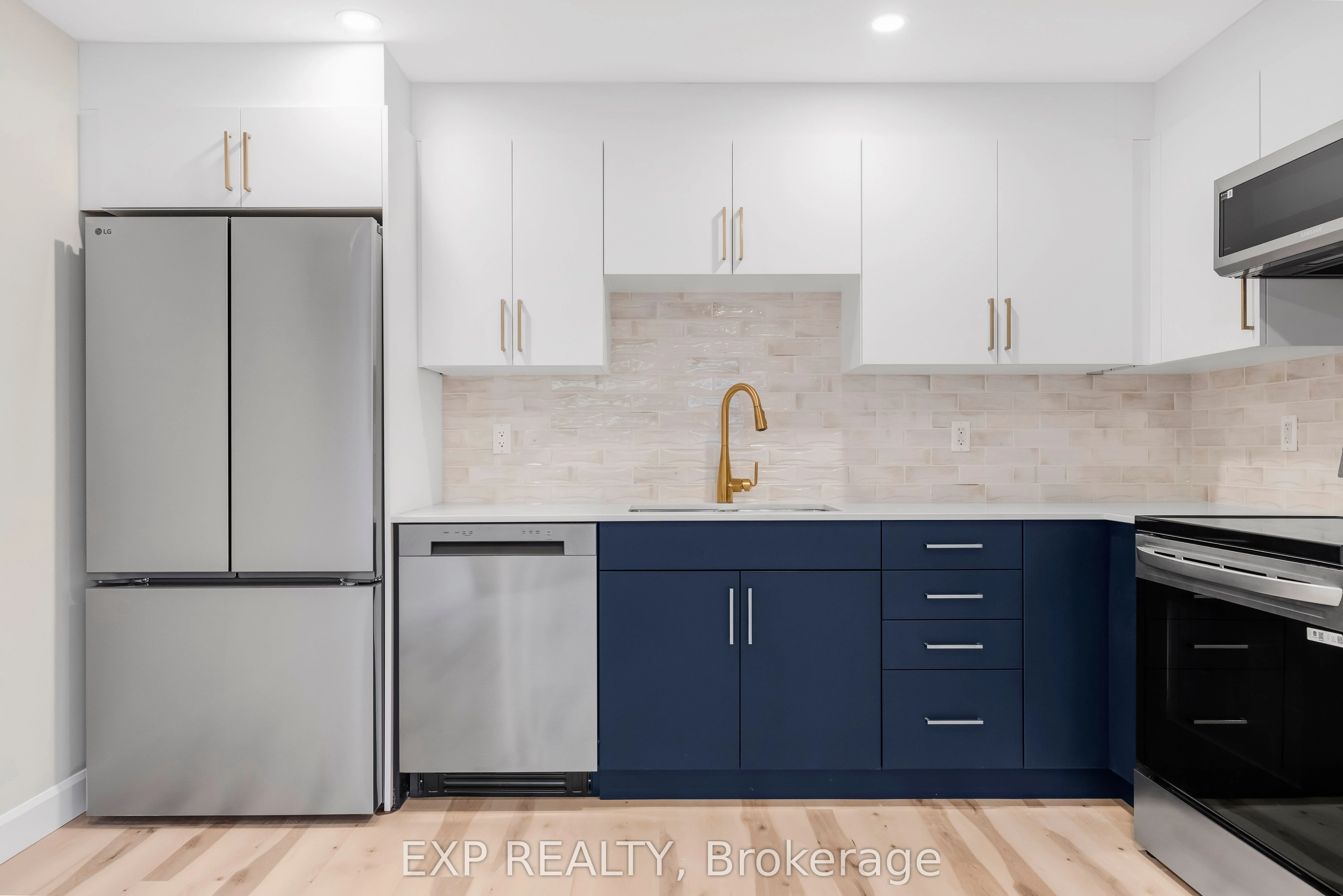 694 Crystal Street A, Overbrook - Castleheights and Area, ON K1K 2G2