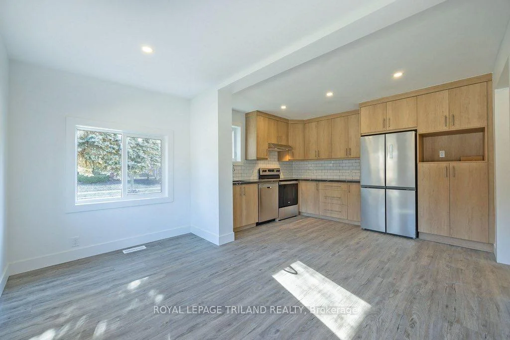 241 Ridout Street S 1, London South, ON N6C 3Y3