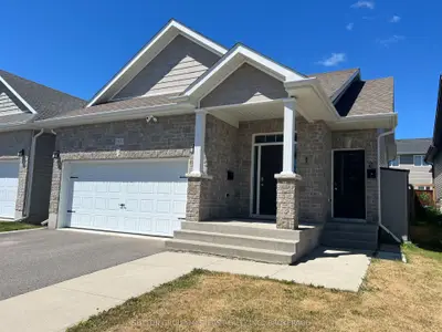 Detached in Kingston