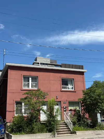 Fourplex in Dows Lake - Civic Hospital and Area