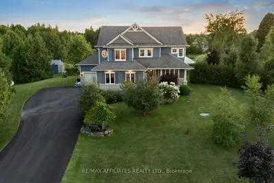 Detached in Beckwith