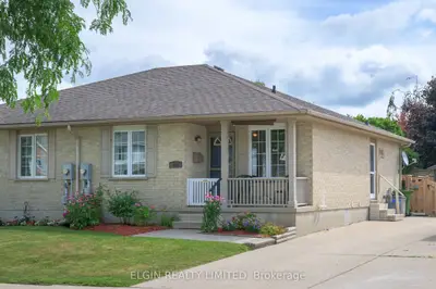 Semi-Detached in St. Thomas
