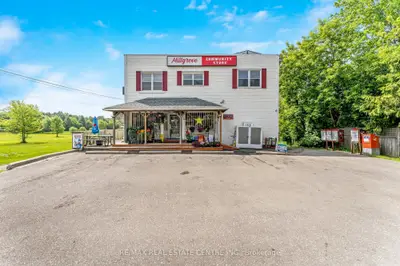 Detached in Hamilton