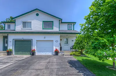 Semi-Detached in Wilmot
