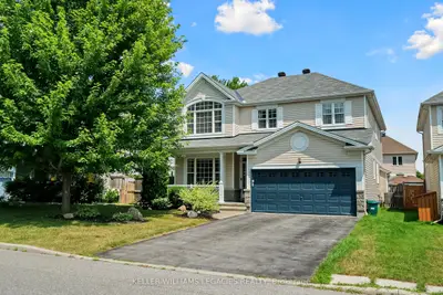 Detached in Stittsville - Munster - Richmond