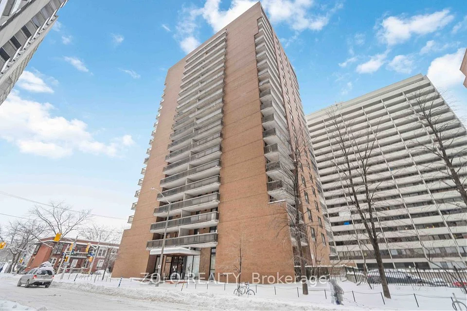 475 Laurier Avenue W 1101, Ottawa Centre, ON K1R 7X1