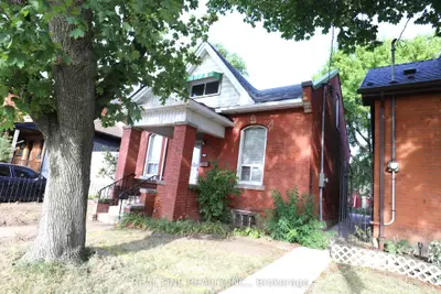 Detached in Hamilton