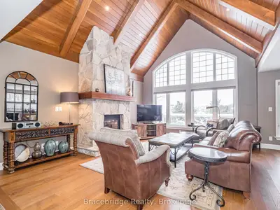 Semi-Detached Condo in Muskoka Lakes