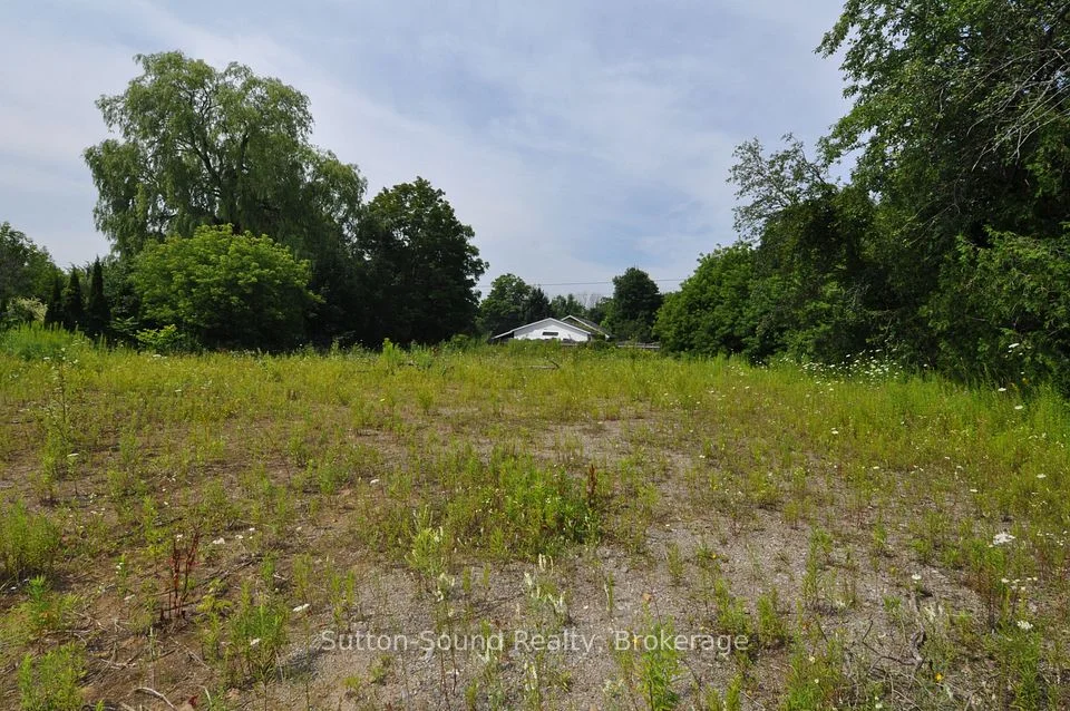 666 Dawson Street, South Bruce Peninsula, ON N0H 2T0