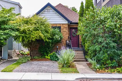 Detached in Hamilton