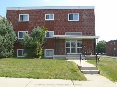 637 CUMMINGS Avenue N 203, Overbrook - Castleheights and Area, ON K1K 2K5
