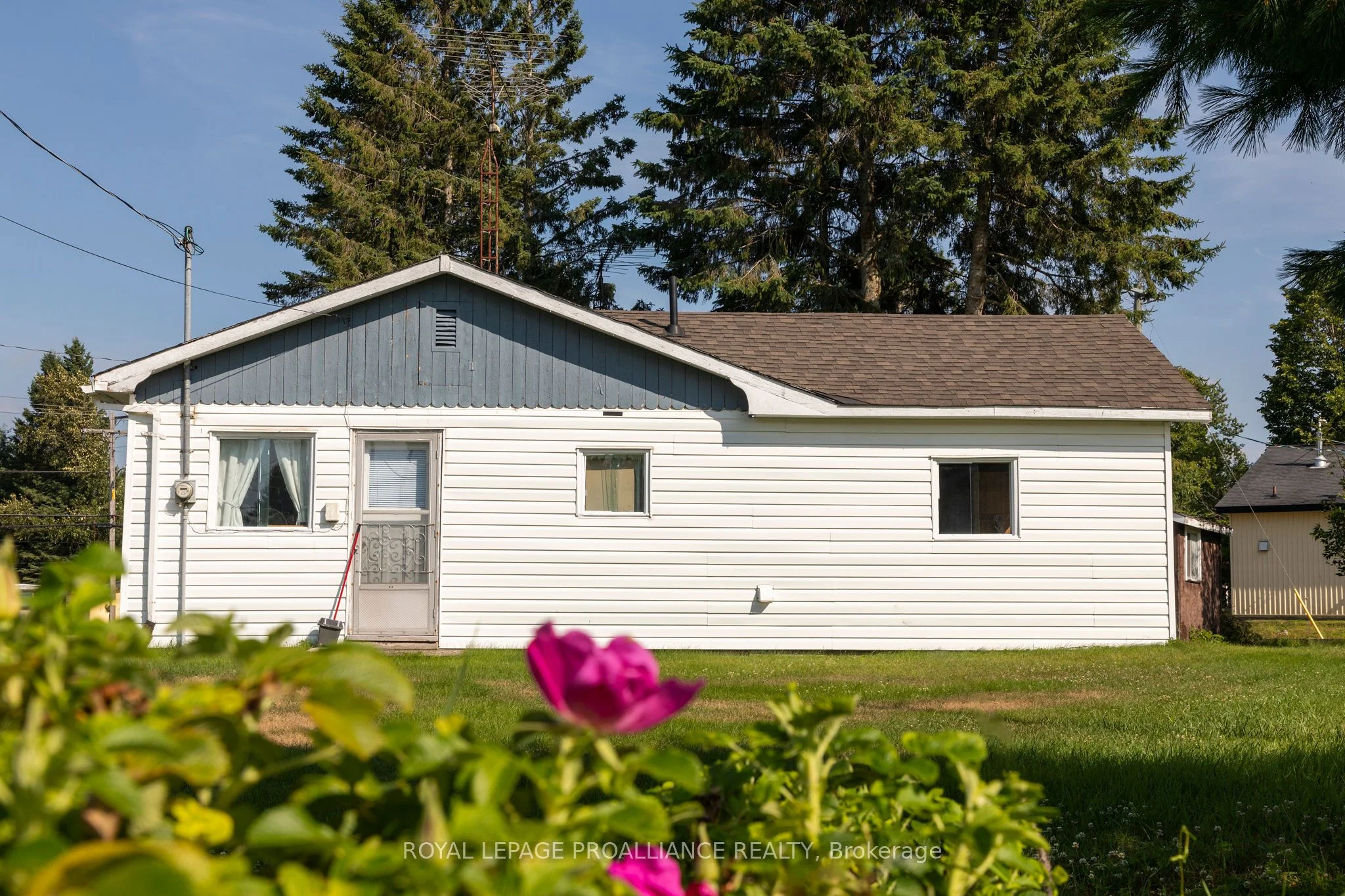 4 Tall Pine Road, Addington Highlands, ON K0H 2G0