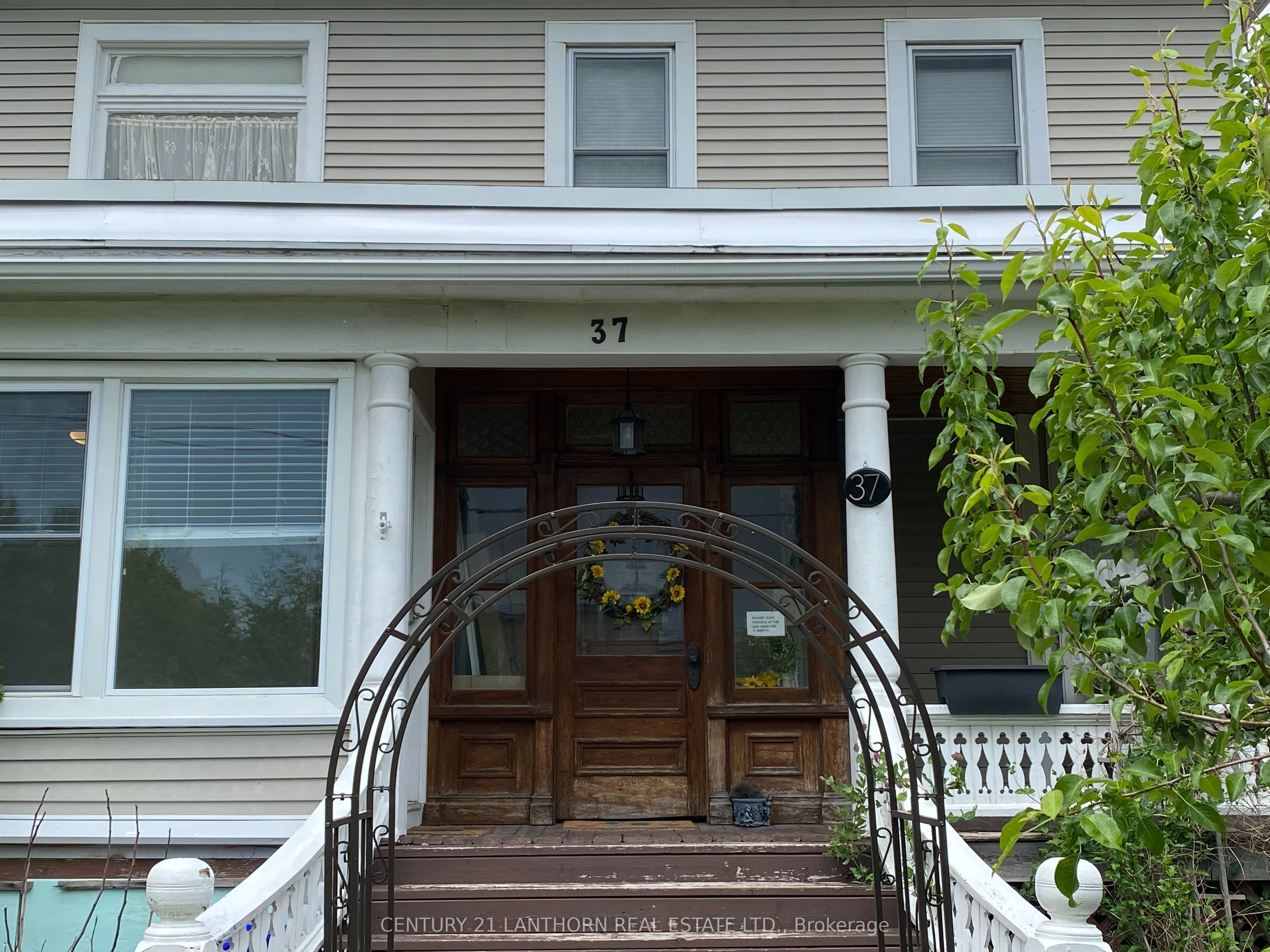 37 Picton Main Street A, Prince Edward County, ON K0K 2T0