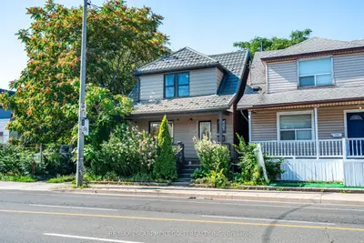 Detached in Hamilton