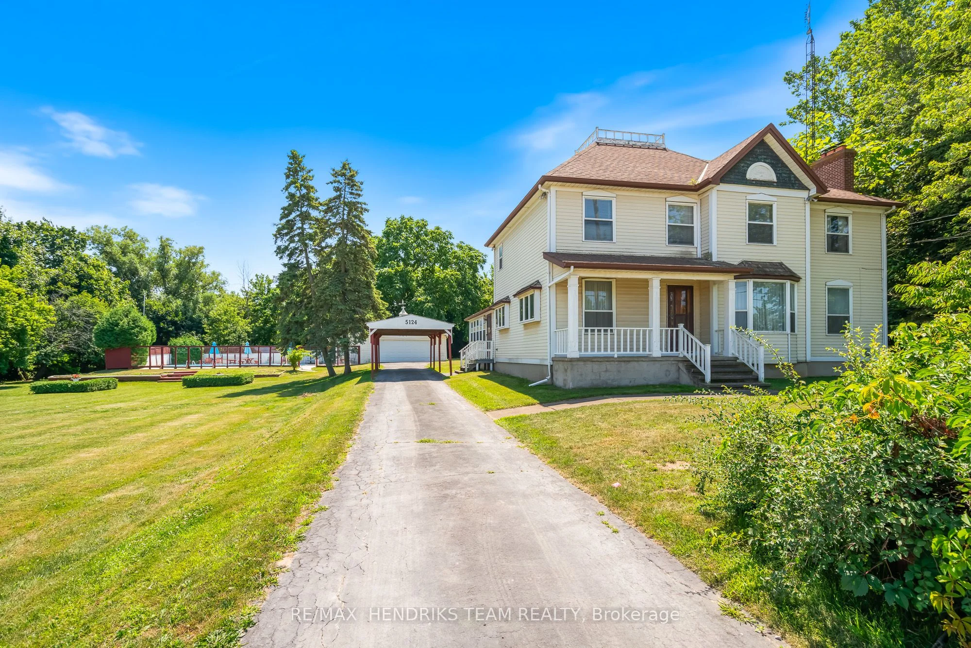 5124 Greenlane Road, Lincoln, ON L3J 1M8