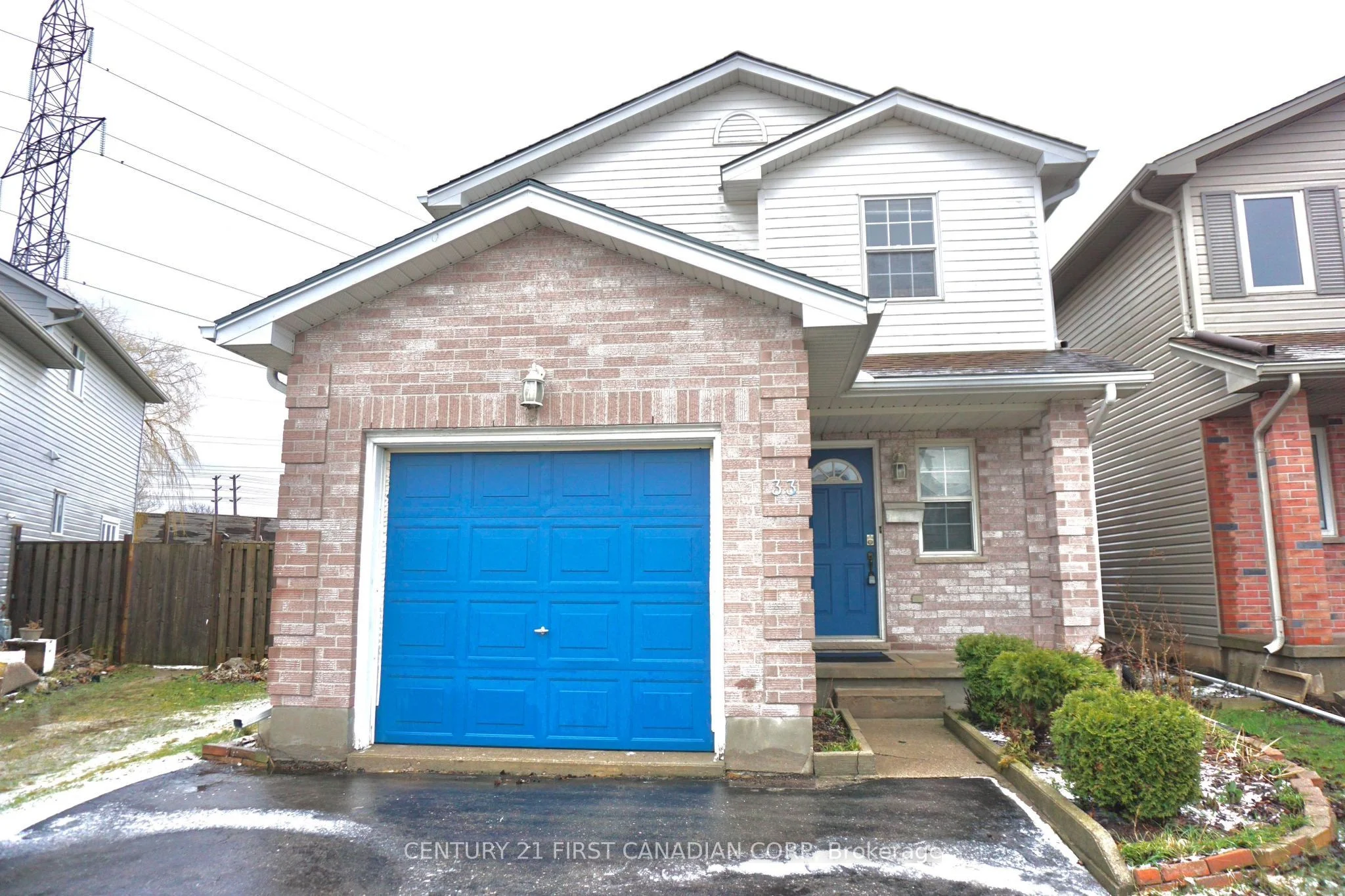 33 Phair Crescent, London South, On N5z 5b5