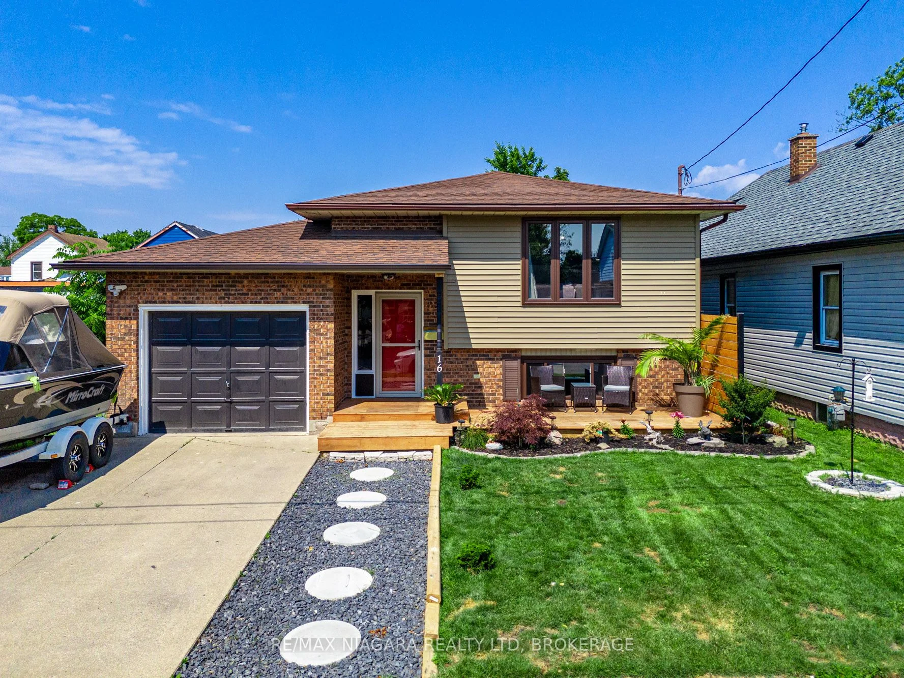 16 HARRIET Street, Welland, ON L3B 2H5