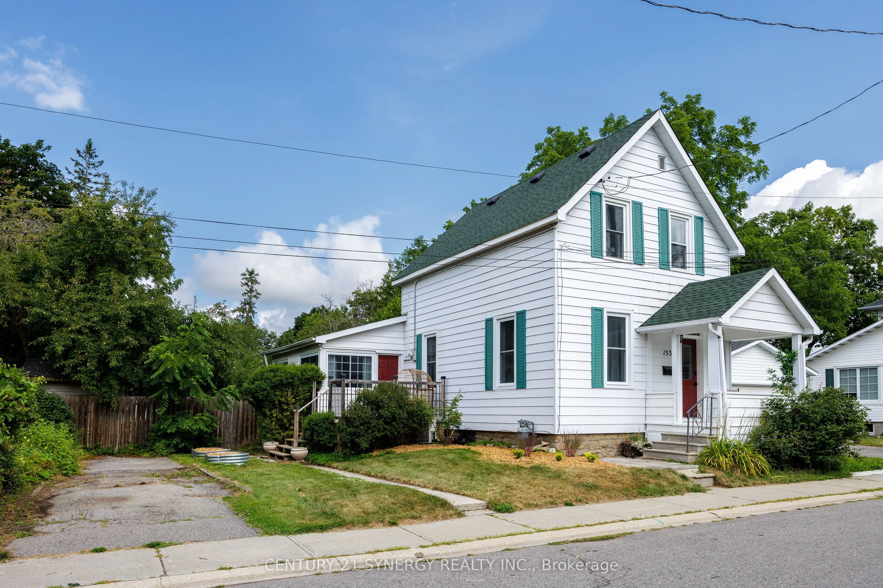 153 Charlotte Street, Carleton Place, ON K7C 1Y9
