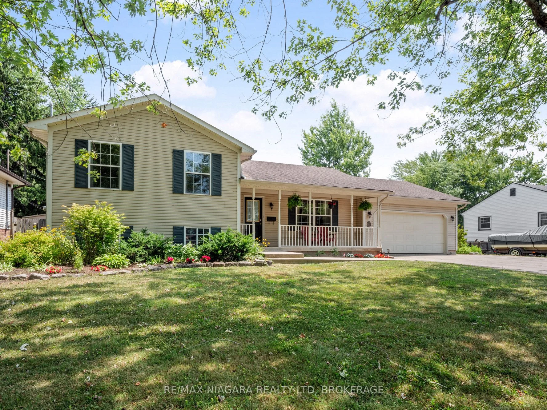 630 Scott Avenue, Fort Erie, ON L2A 5G2