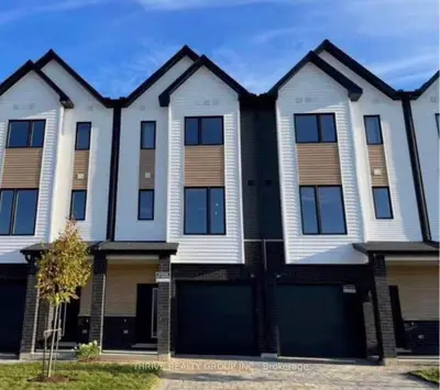 Condo Townhouse in London North