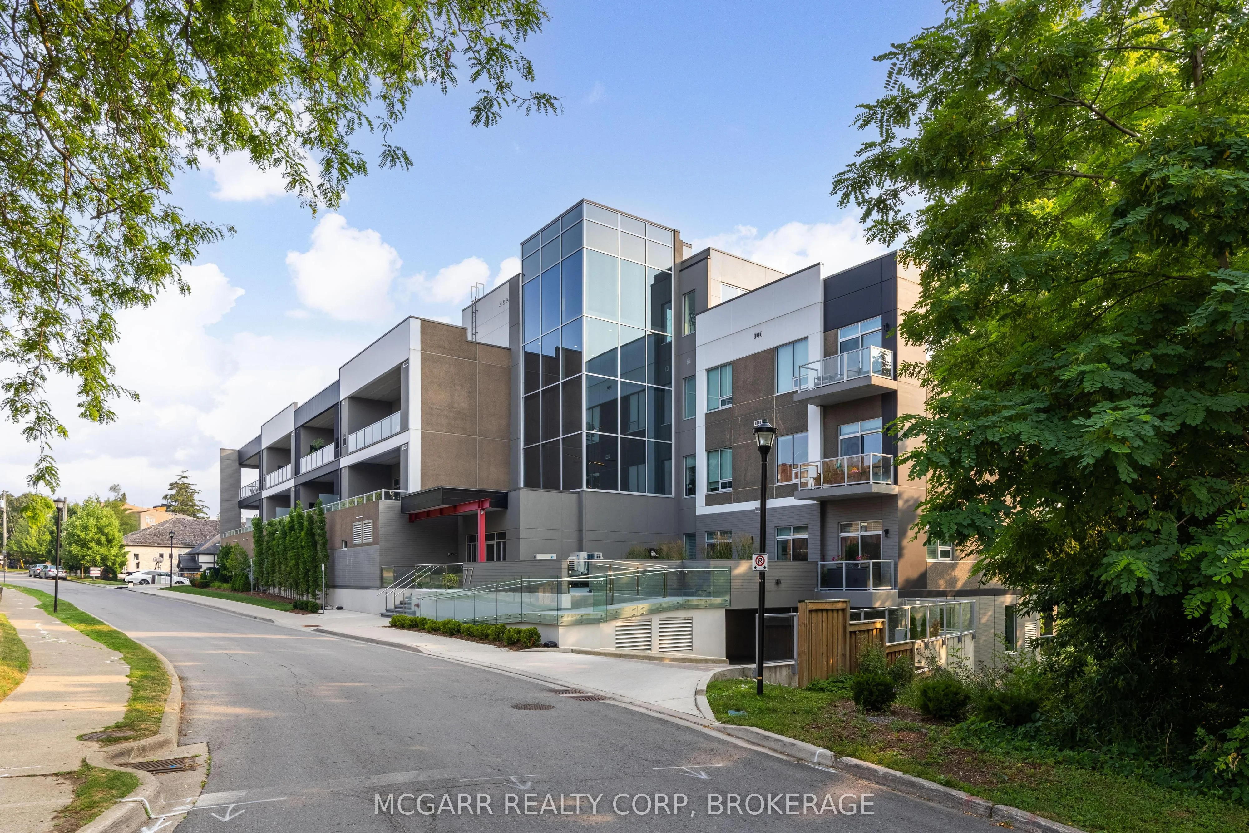 77 Yates Street 509, St. Catharines, ON L2R 5R7