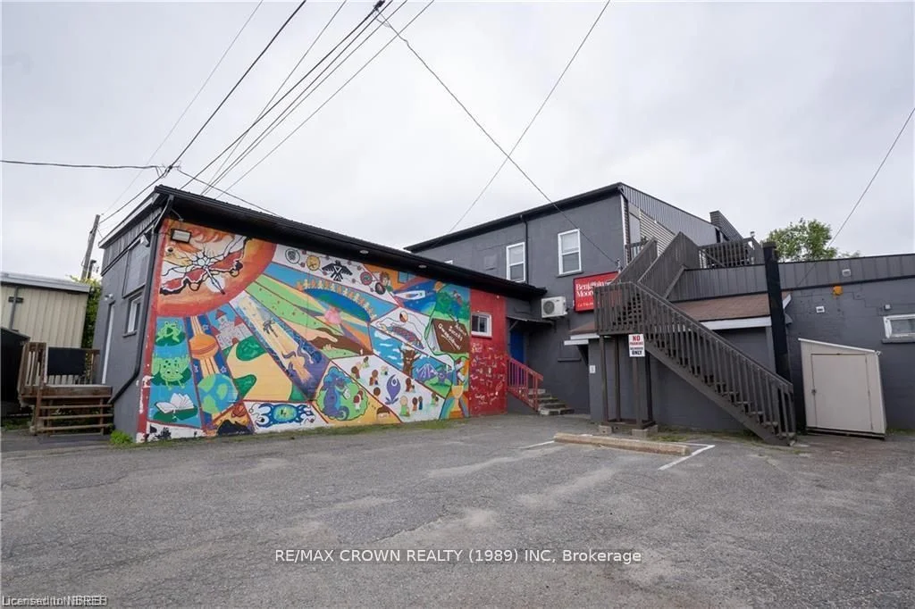 209 King Street, West Nipissing, ON P2B 3B1