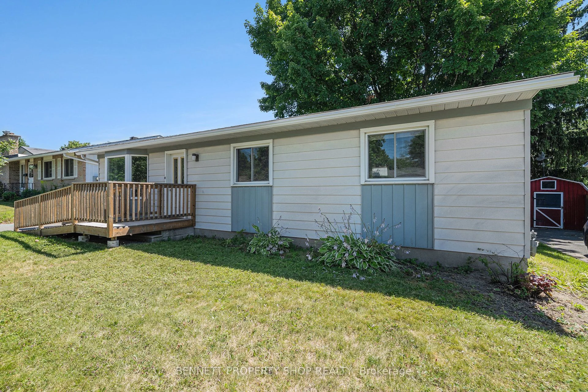 118 Abbeyhill Drive, Kanata, ON K2L 1H2