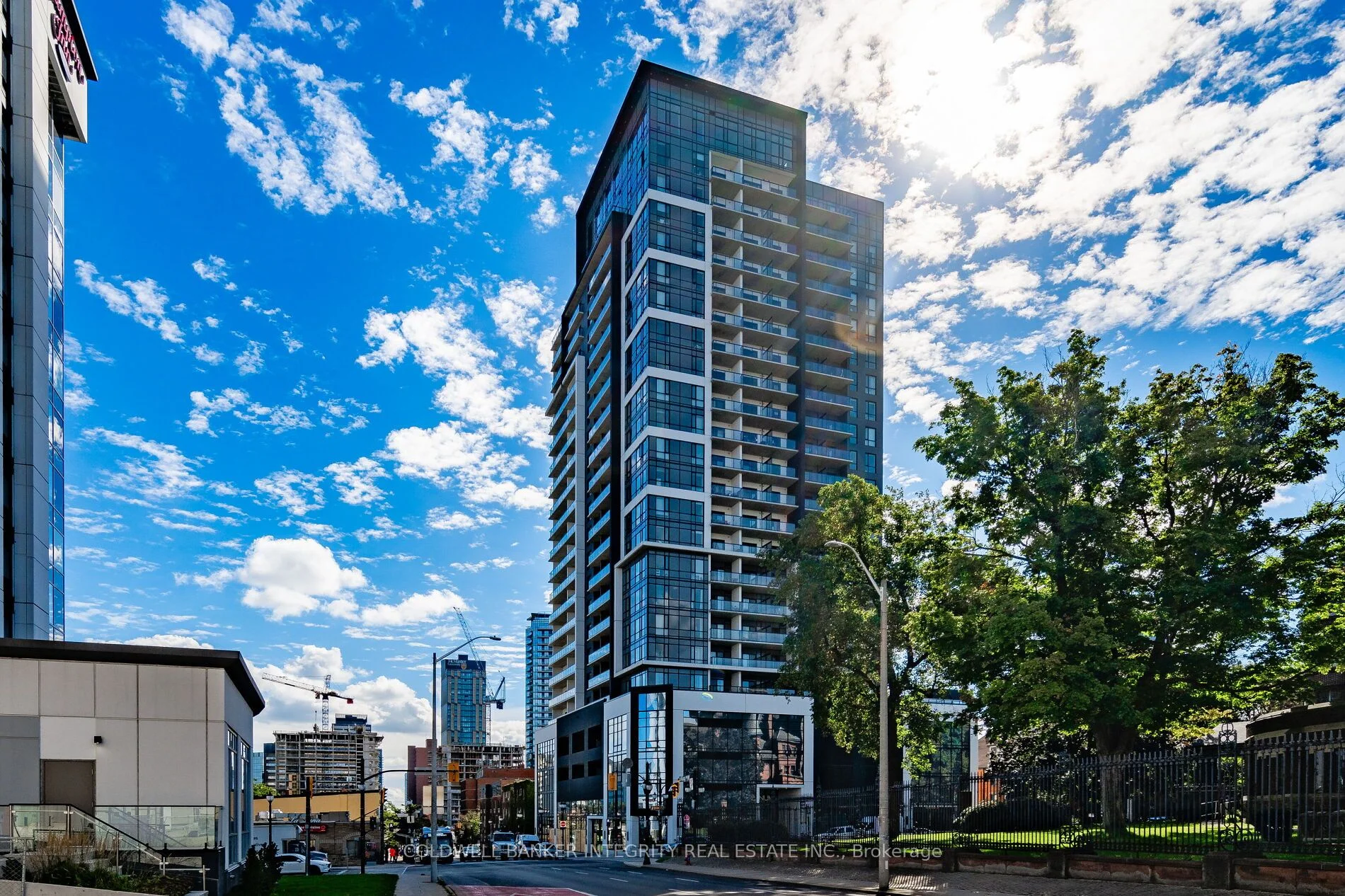 15 Queen Street S 1414, Hamilton, ON L8P 3R6