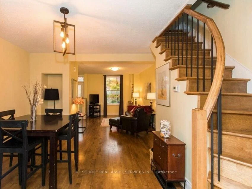 59 St Andrew Street, Lower Town - Sandy Hill, On K1n 5e8