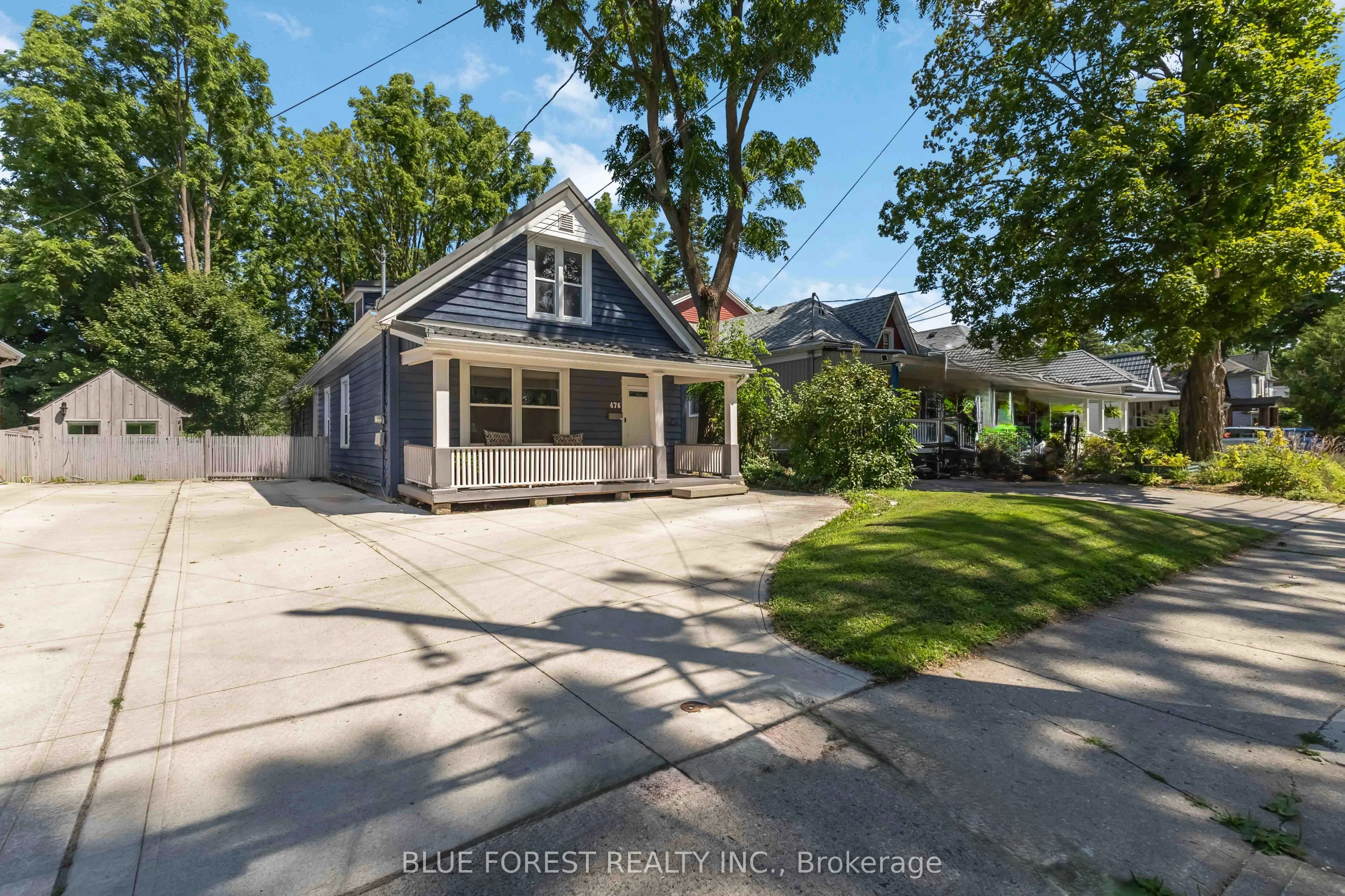 476 Emery Street E, London South, ON N6C 2E8