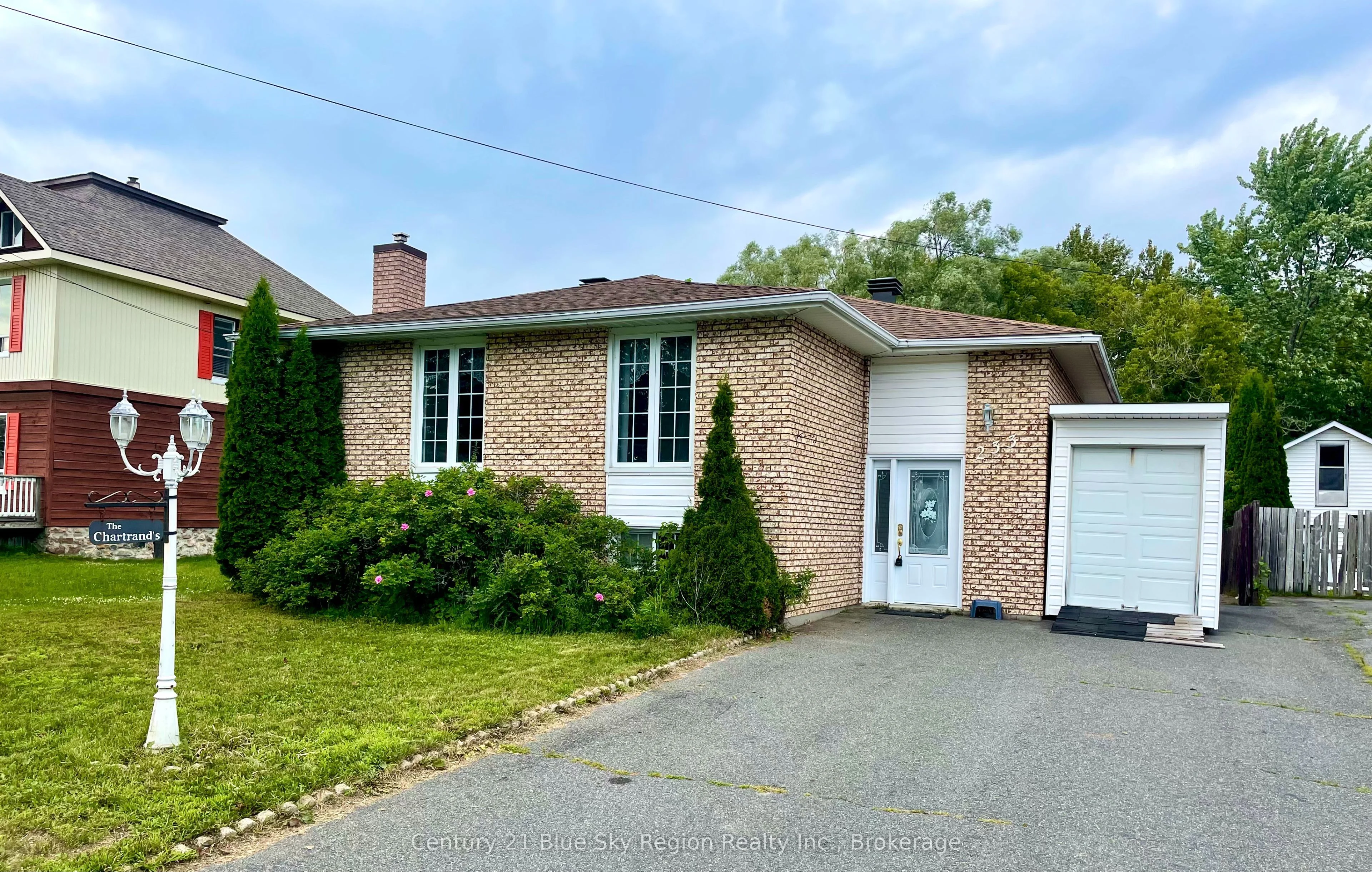 233 Salter Street, West Nipissing, ON P2B 3B7