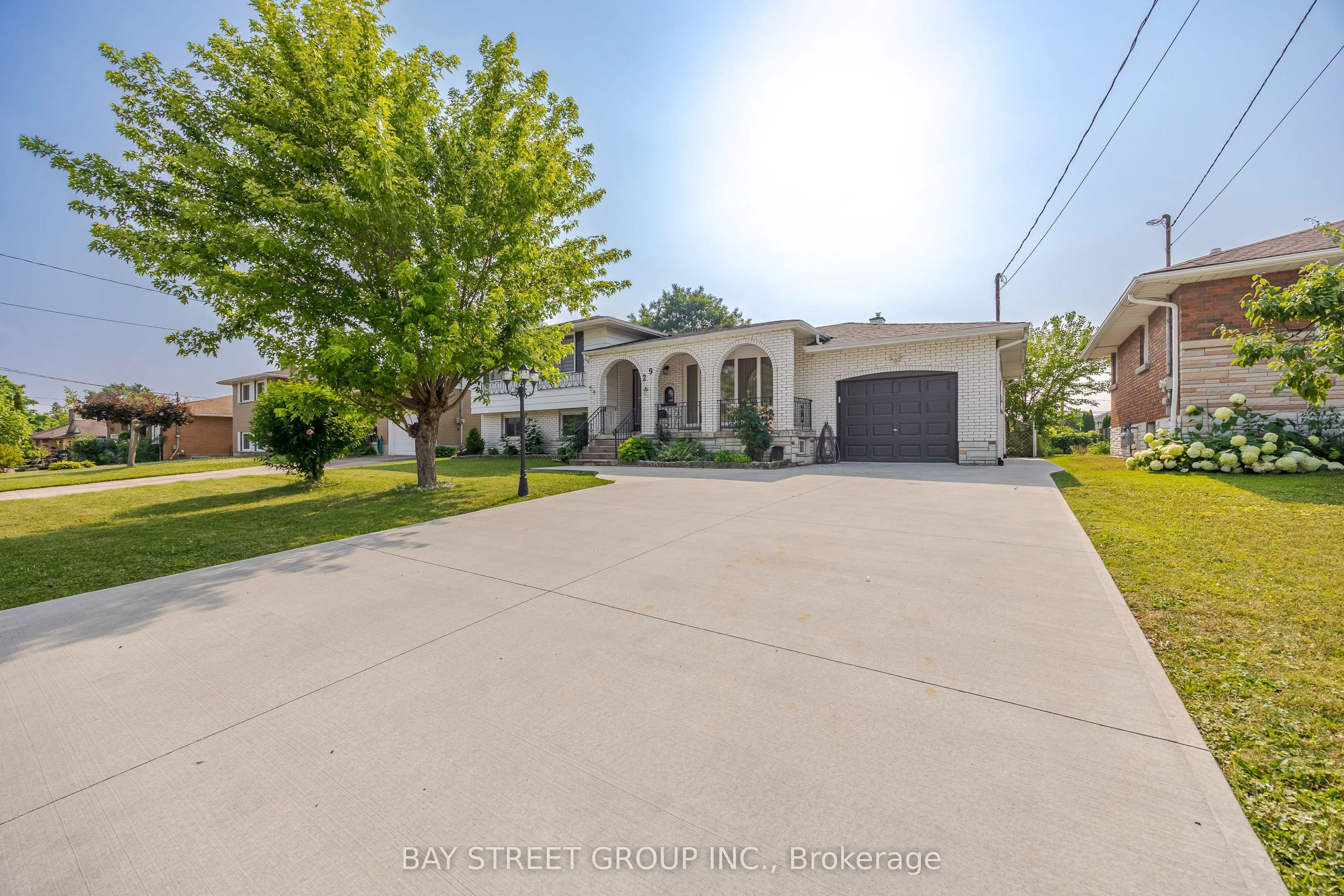 Detached in Thorold