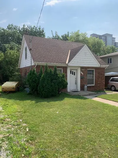 Detached in Waterloo